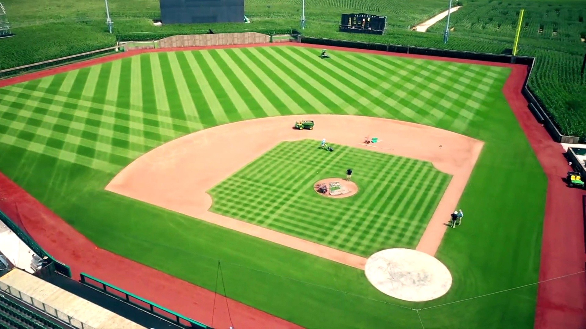 Field of Dreams' town prepares to host its 8st Major League ...